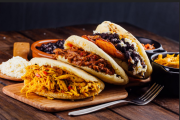 Arepa Set Camel